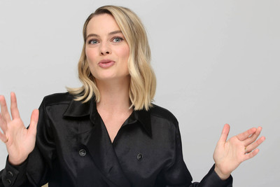 Margot Robbie Poster 3312222