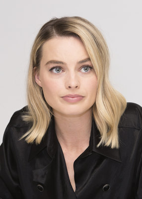 Margot Robbie Poster 3312232