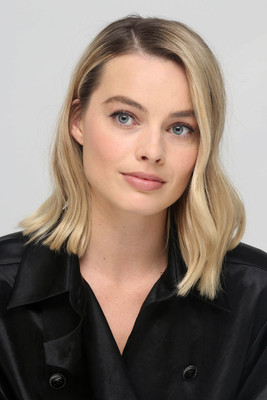 Margot Robbie Poster 3312268