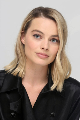 Margot Robbie Poster 3312279