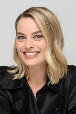 Margot Robbie Poster 3312281