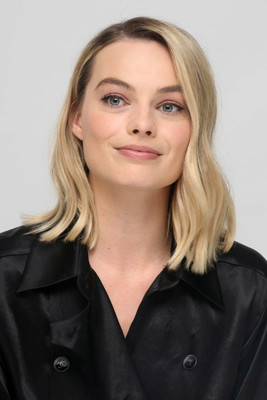 Margot Robbie Poster 3312290