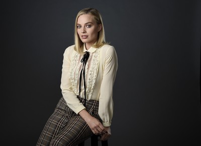 Margot Robbie Poster 3681419