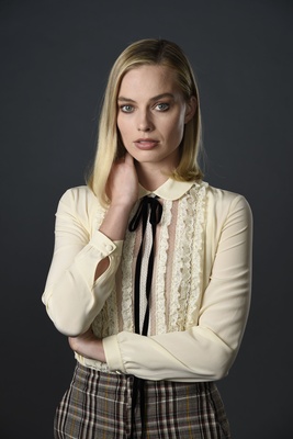 Margot Robbie Poster 3681421