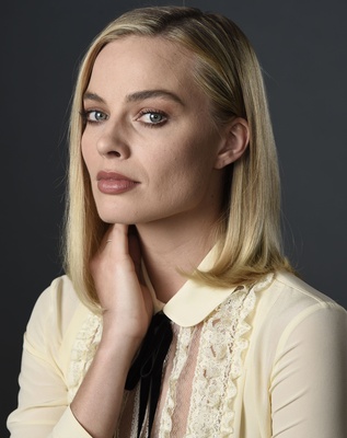 Margot Robbie Poster 3681426