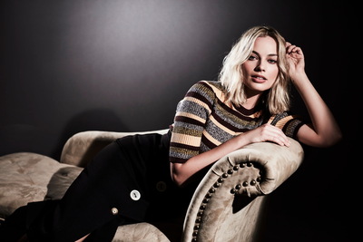 Margot Robbie Poster 3681430
