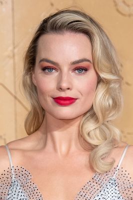 Margot Robbie Poster 3803101