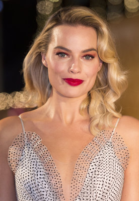 Margot Robbie Poster 3803109