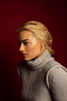 Margot Robbie Poster 3828351