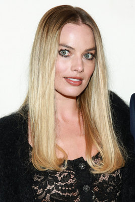 Margot Robbie Poster 3840023