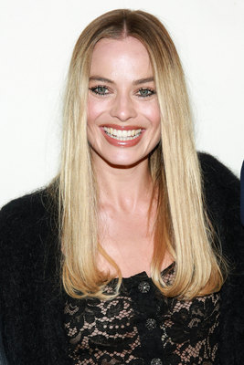 Margot Robbie Poster 3840024