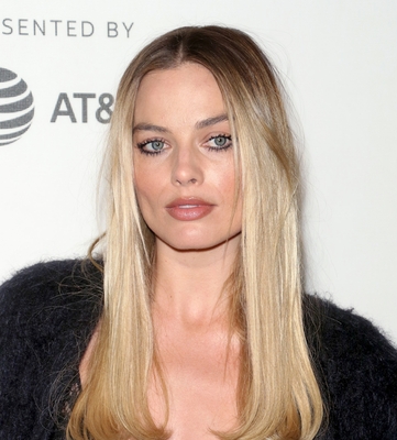 Margot Robbie Poster 3840042