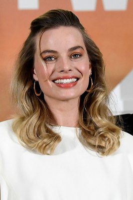 Margot Robbie Poster 3872047