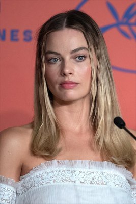 Margot Robbie Poster 3872071