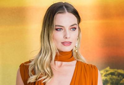 Margot Robbie Poster 3872074