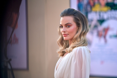 Margot Robbie Poster 3872102