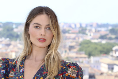 Margot Robbie Poster 3872219