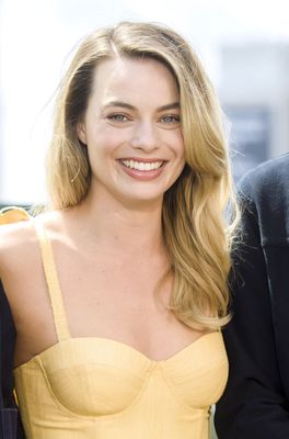 Margot Robbie Poster 3872301