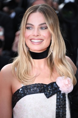 Margot Robbie Poster 3872394