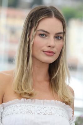 Margot Robbie Poster 3872398