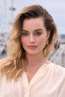 Margot Robbie Poster 3872402