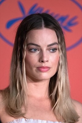 Margot Robbie Poster 3872416