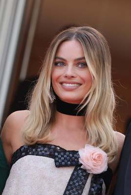 Margot Robbie Poster 3872419