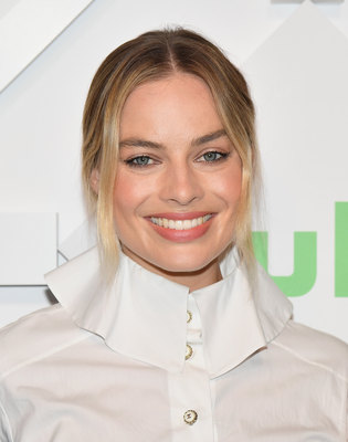Margot Robbie Poster 3872427