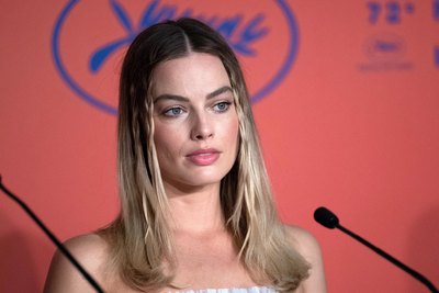 Margot Robbie Poster 3872435