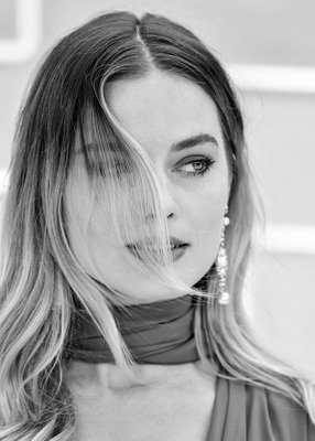 Margot Robbie Poster 3872449
