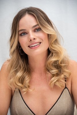 Margot Robbie Poster 3872515