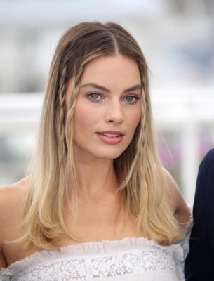 Margot Robbie Poster 3872537
