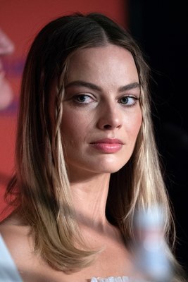 Margot Robbie Poster 3872542