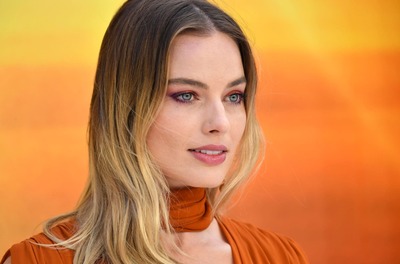 Margot Robbie Poster 3872548