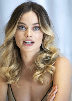 Margot Robbie Poster 3902491
