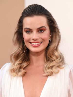 Margot Robbie Poster 3902681
