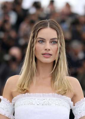 Margot Robbie Poster 3902741