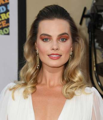 Margot Robbie Poster 3902761