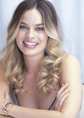 Margot Robbie Poster 3902764