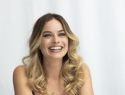 Margot Robbie Poster 3902787