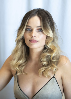 Margot Robbie Poster 3902830