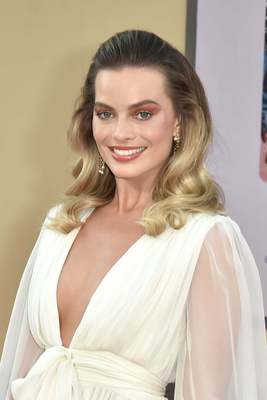 Margot Robbie Poster 3902945