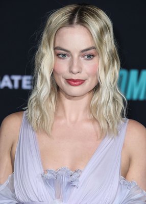 Margot Robbie Poster 3922510