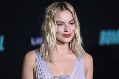 Margot Robbie Poster 3922519