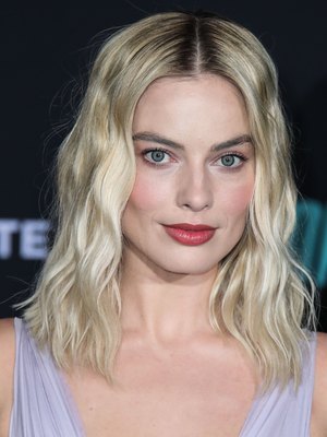 Margot Robbie Poster 3922520