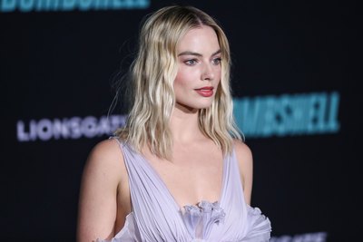 Margot Robbie Poster 3922529