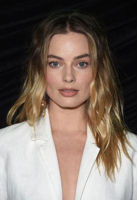 Margot Robbie Poster 3922533
