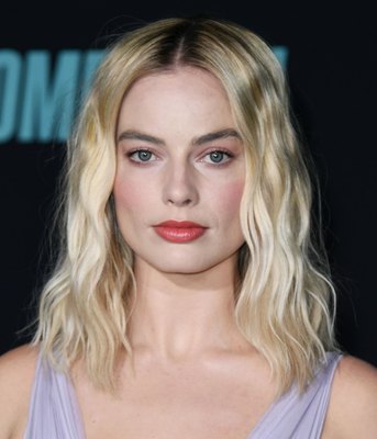 Margot Robbie Poster 3922537