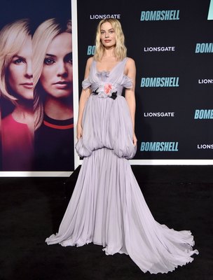 Margot Robbie Poster 3922539