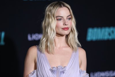 Margot Robbie Poster 3922542